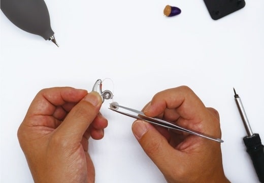 補聴器を修理したい!お店はどこで料金はいくら?