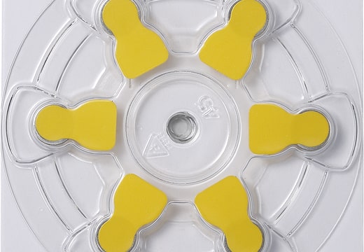 補聴器用の電池の種類や、長持ちさせるポイントをご紹介!